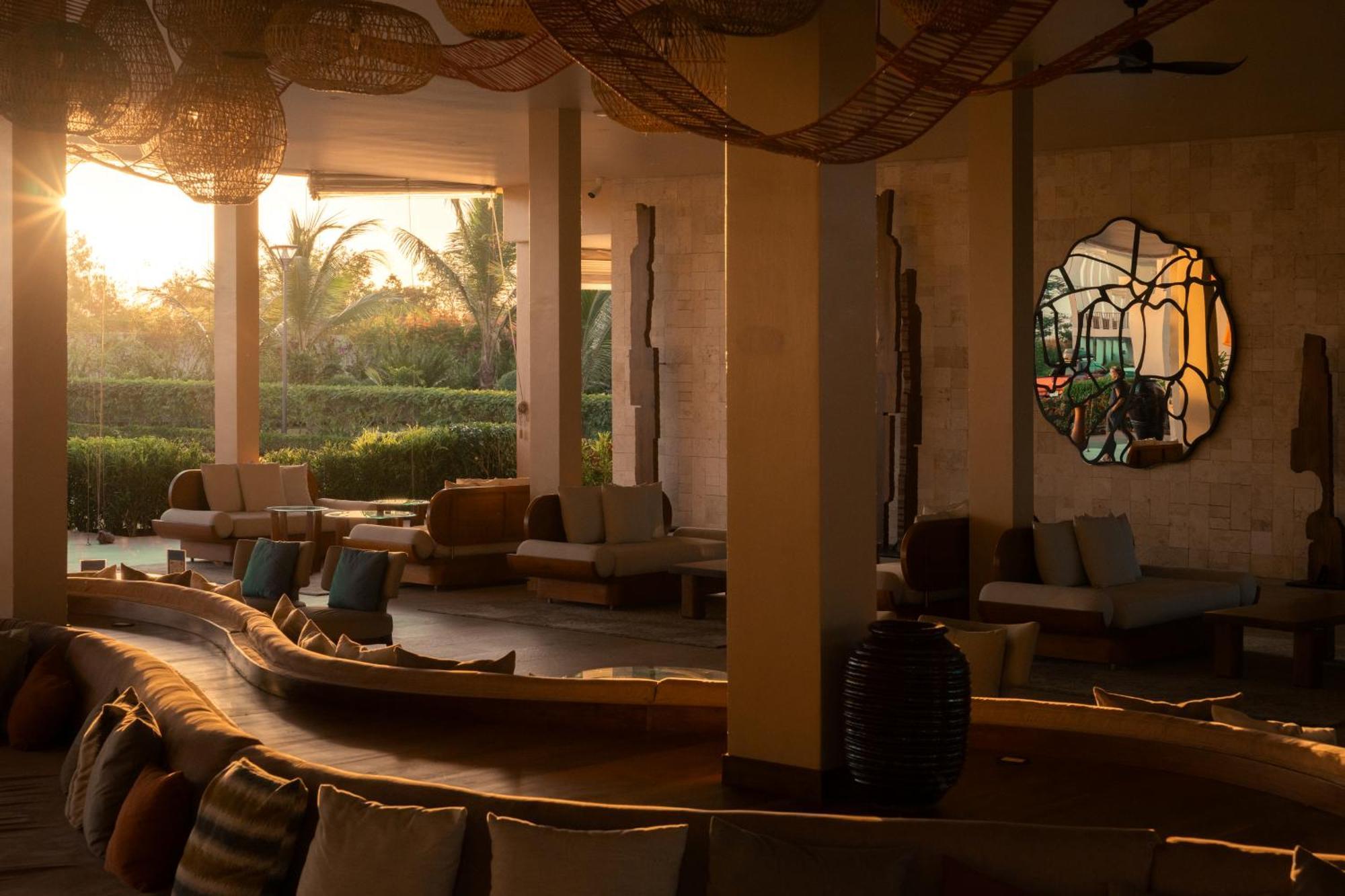 The Mora Zanzibar Hotel Matemwe  Ngoại thất bức ảnh The bar at the hotel